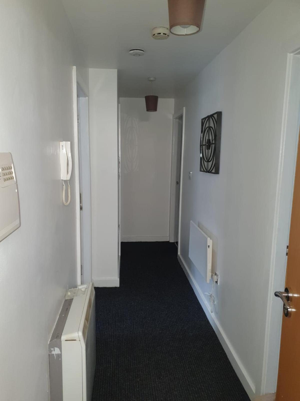 Quiet 2 Bedroom Flat In Darlington With Free Parking, Wi-Fi And More エクステリア 写真